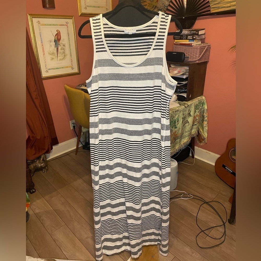 Michael Starrs Stripe Maxi dress Size XXL excellent condition grey and white - Picture 2 of 5